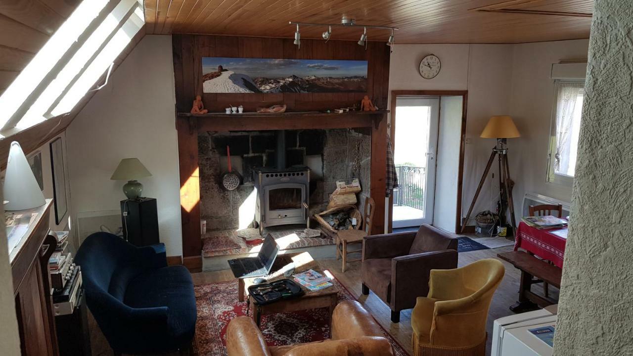 Maison Du Pays De Salers Dans Le Parc Des Volcans D'Auvergne Saint-Projet-de-Salers Eksteriør bilde